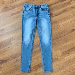 American Eagle skinny jeans